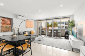 Stylish Spacious Modern 1 BDR Balcony BBQ AirCon Lift, Sydney